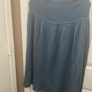 FINAL MARKDOWN Adolfo knit pleated skirt medium